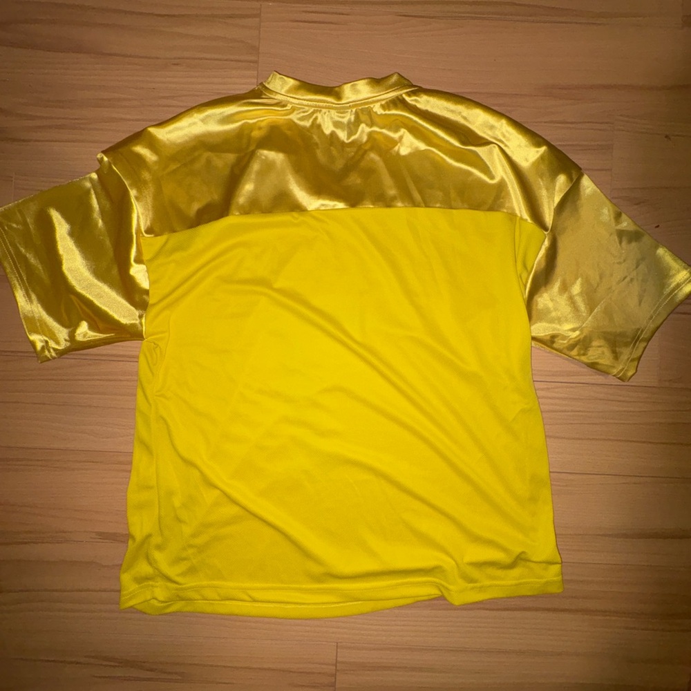 Yellow jersey - Picture 2 of 2
